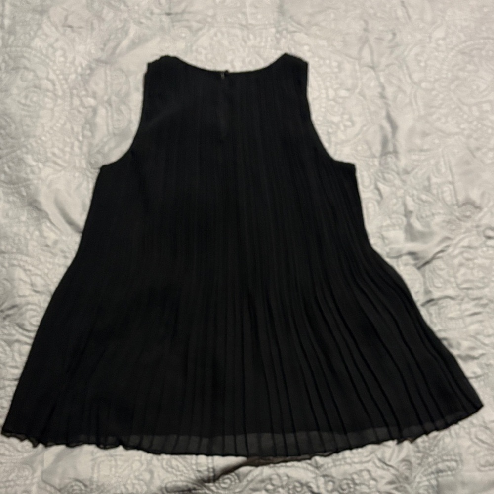 🖤 NWT Halogen Black Pleated Blouse — Size XXS 🖤 - Picture 5 of 6
